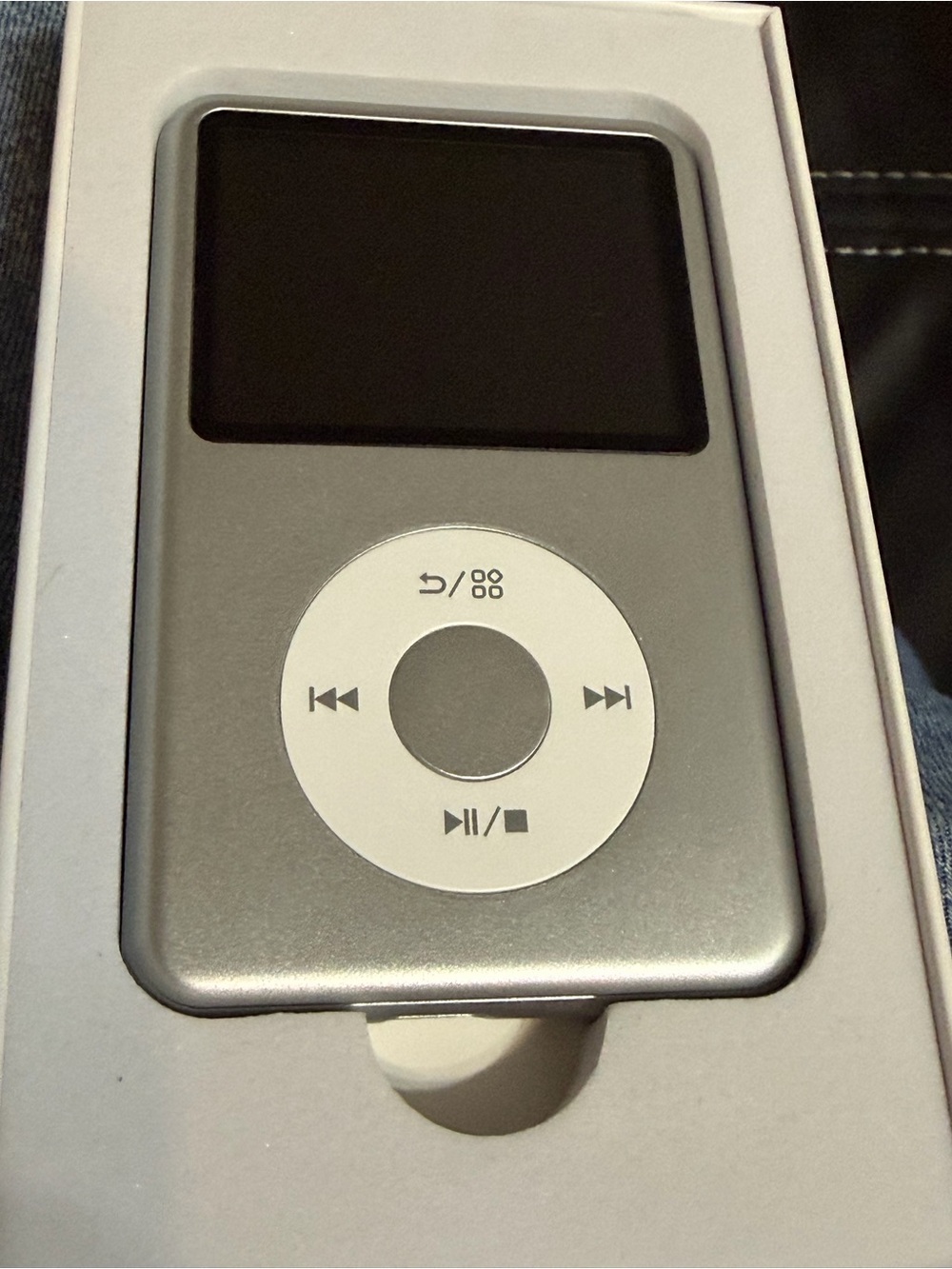 Y1 Innoiasis Portable Silver MP3 Player - Silver 128gb